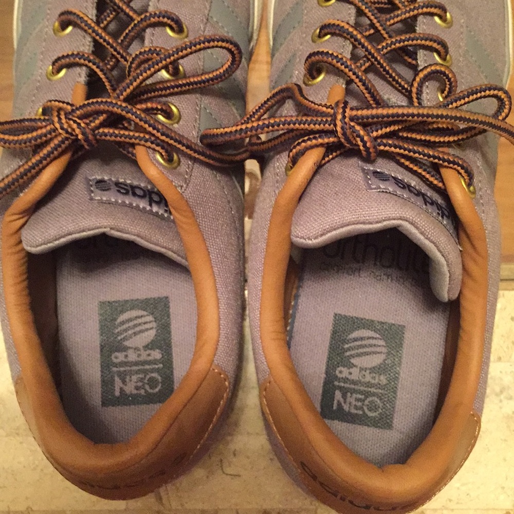 Adidas Neo athleisure shoes - Picture 3 of 8